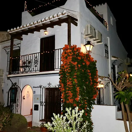 Nueva 21 Menyber Apartman *